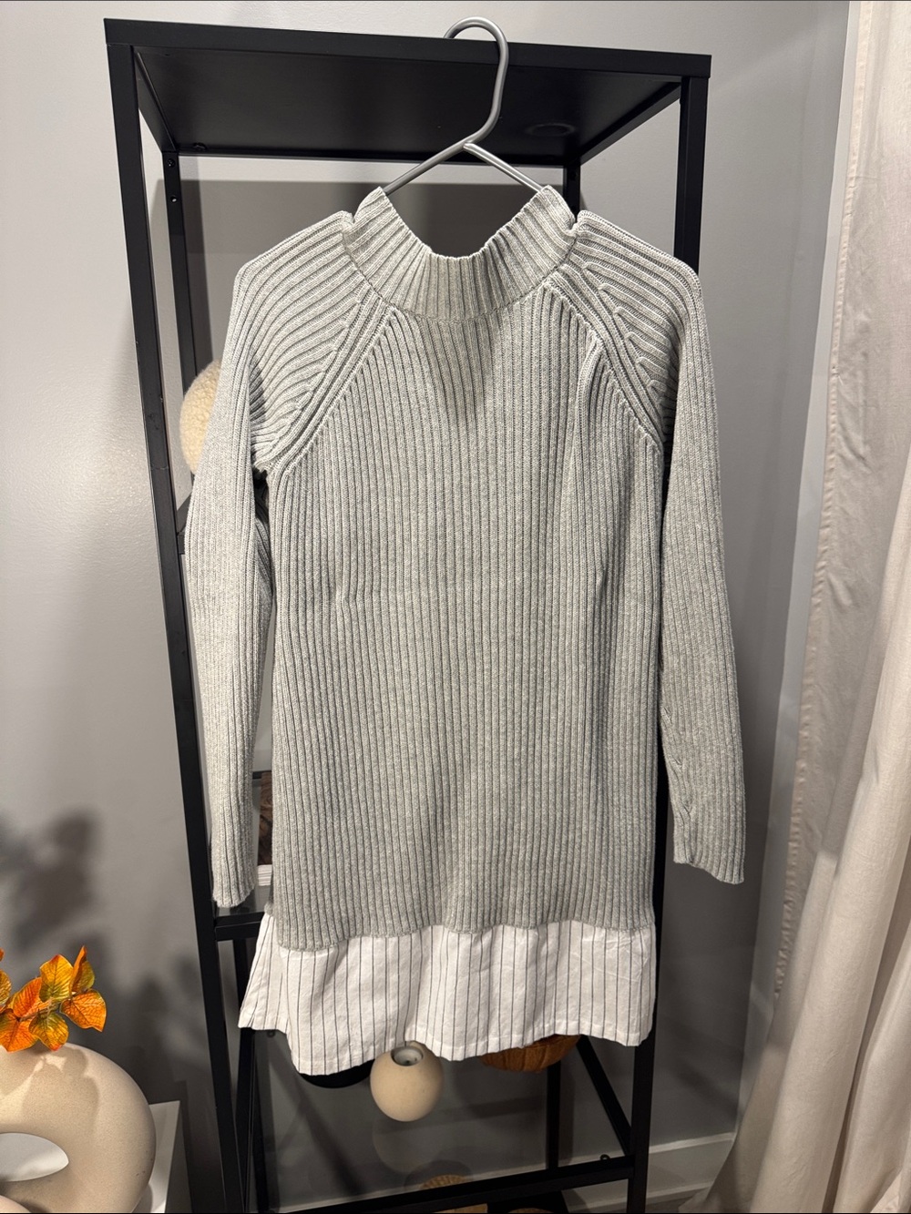 141. Light Gray Ribbed Turtleneck Sweater Dress with White Shirt Hem